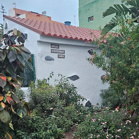Casa Mamasica بيت للعطل إيخينيو